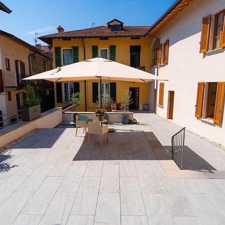 Locanda Alberti แมนเดลโล เดล ลาริโอ ภายนอก รูปภาพ