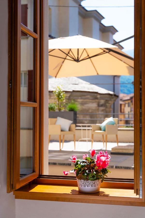 Locanda Alberti แมนเดลโล เดล ลาริโอ ภายนอก รูปภาพ